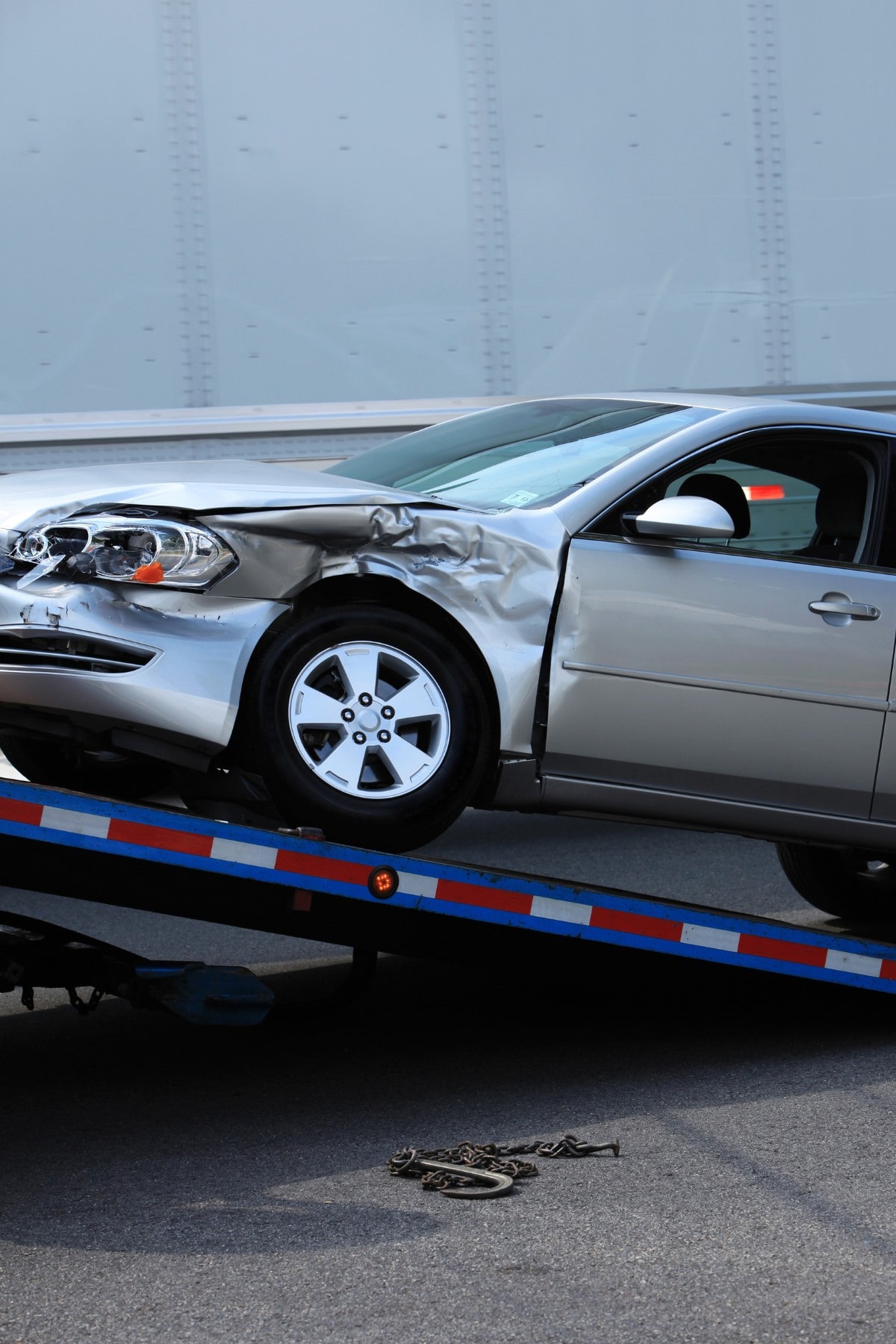 Assistance routière pour crevaison avec changement de pneu à Saint-Lin-Laurentides
